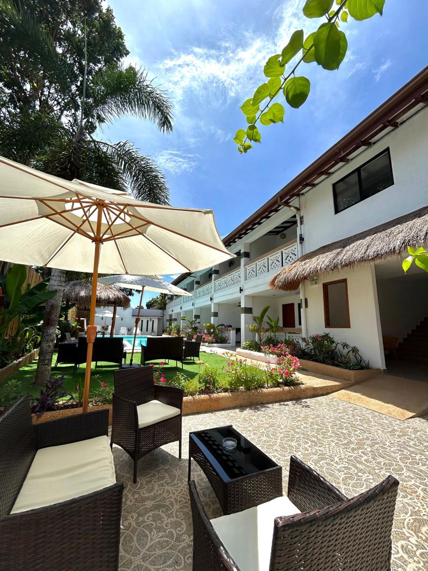 Alona Garden Suites Panglao Exterior photo